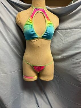 3pc Tie-Dye Keyhole Halter Bikini Set w/Garter